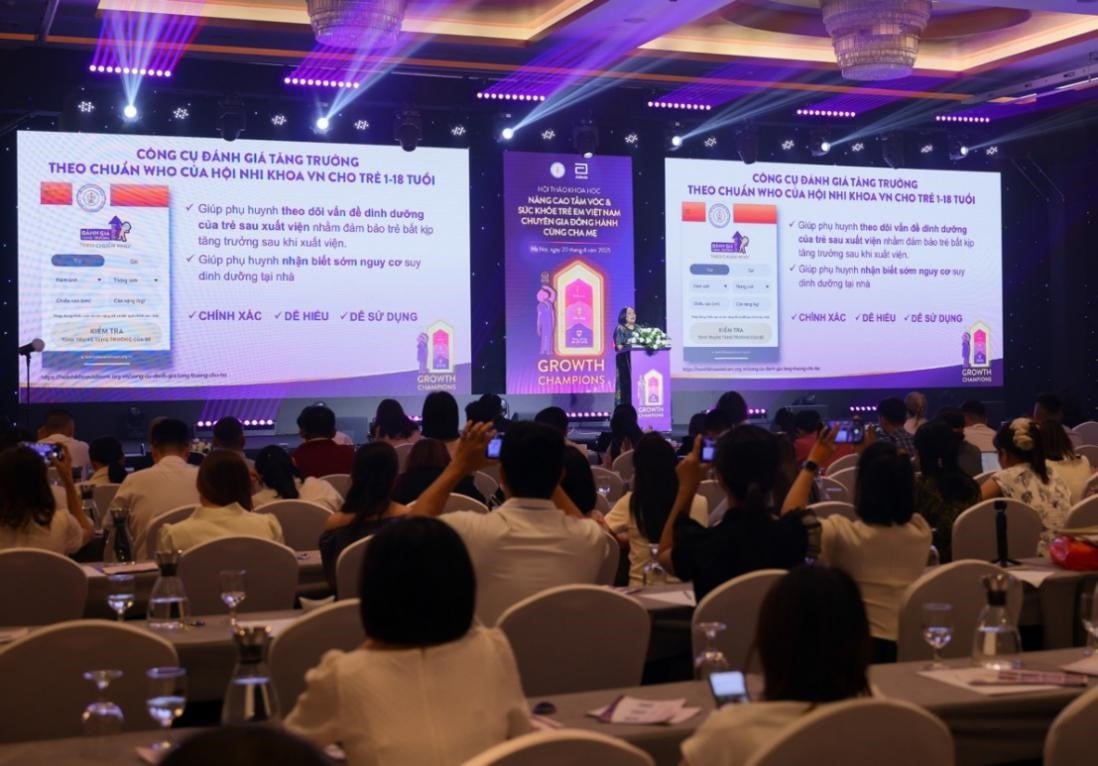 Hội Nhi khoa Việt Nam giới thiệu công cụ đánh giá tăng trưởng theo chuẩn WHO.