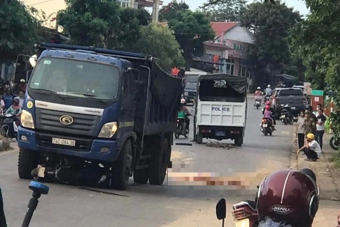 Hiện trường vụ tai nạn thương tâm. Ảnh: Báo Dân Trí.