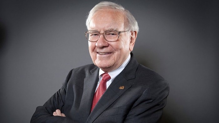 Warren Buffett là tỷ phú giàu thứ 5 thế giới. Ảnh: CNBC