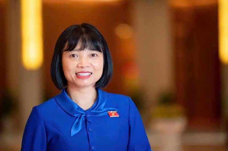 ĐBQH Nguyễn Thị Việt Nga.