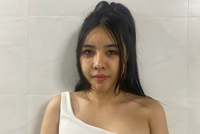Đối tượng Ngô Thị Thùy Trang tại cơ quan Công an.