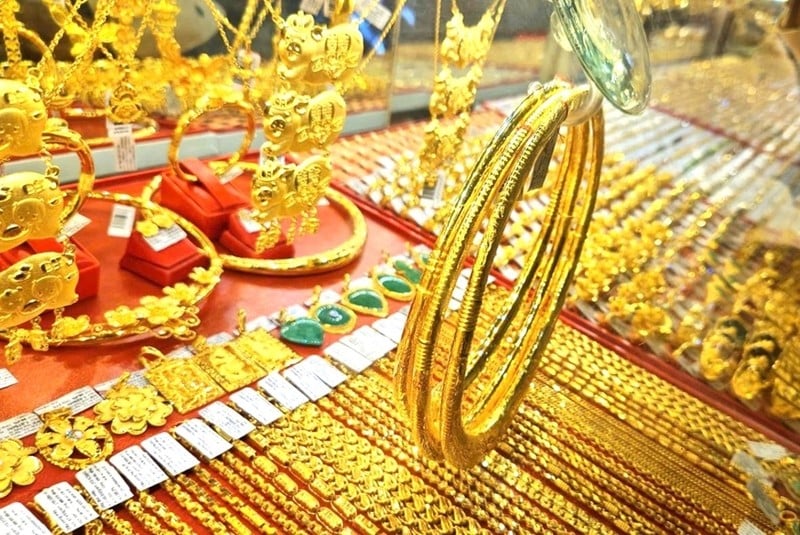 Giá vàng trong nước và thế giới đồng loạt giảm. Ảnh minh họa