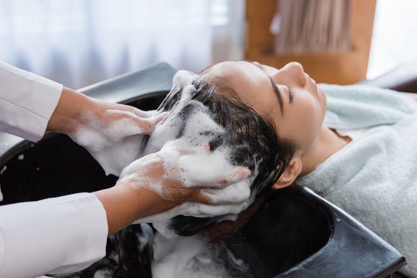 Bộ Y tế yêu cầu thu hồi, tiêu huỷ lô dầu gội trên nhãn có nội dung phòng, chữa bệnh như thuốc
