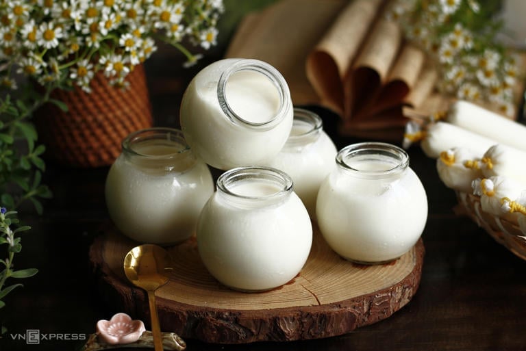 Sữa chua giàu lợi khuẩn, tốt cho hệ tiêu hóa. Ảnh: Bùi Thủy