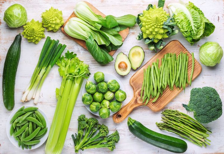 Rau xanh có tác dụng ngăn ngừa ung thư, tim mạch - ảnh minh họa