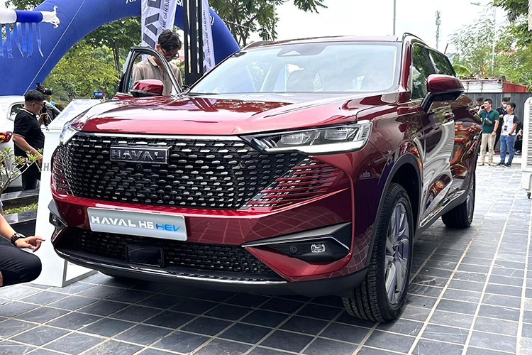 Haval H6 cũng đang được giảm giá tới 200 triệu đồng.