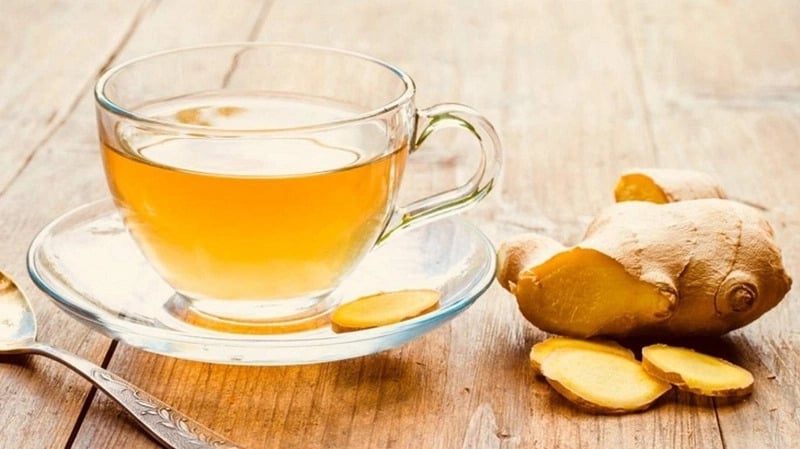  Trà gừng không chỉ giúp làm dịu dạ dày mà còn hỗ trợ gan trong việc giải độc cồn.