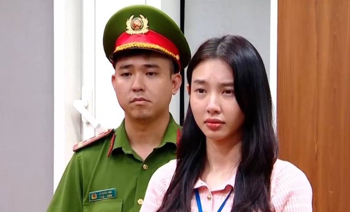 Hoa hậu Nguyễn Thúc Thùy Tiên bị khởi tố.