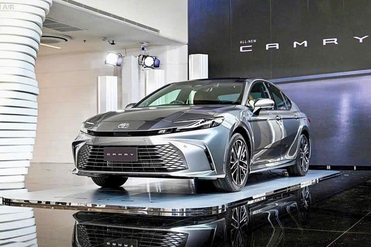 Điểm sáng đáng chú ý nhất trong tháng 4 thuộc về Toyota Camry với màn tăng trưởng ngoạn mục.