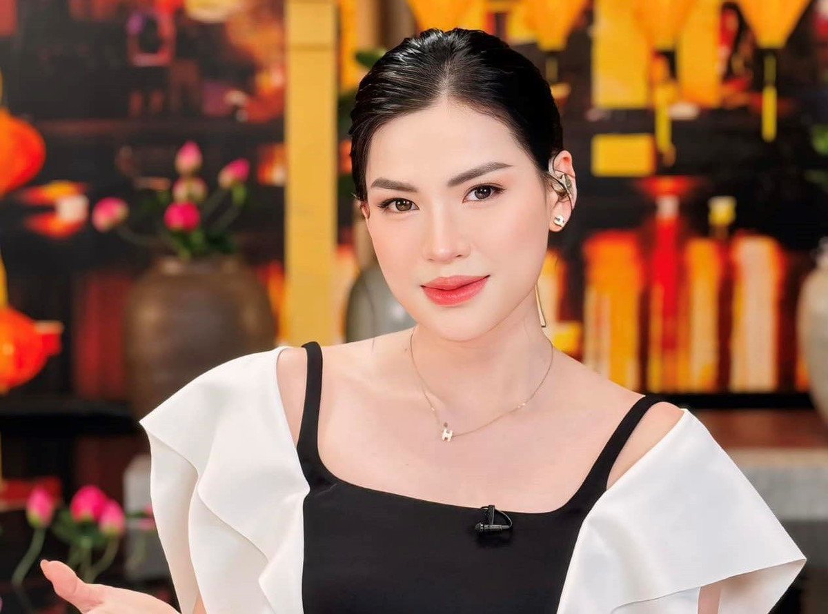 Võ Hà Linh là một trong những KOL có doanh số bán hàng livestream hàng đầu tại Việt Nam. Ảnh: FBNV