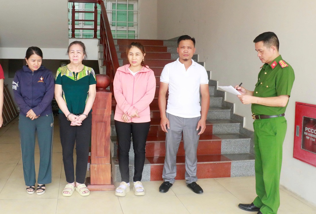 Các đối tượng tại Cơ quan Công an - Ảnh: Công an Nghệ An