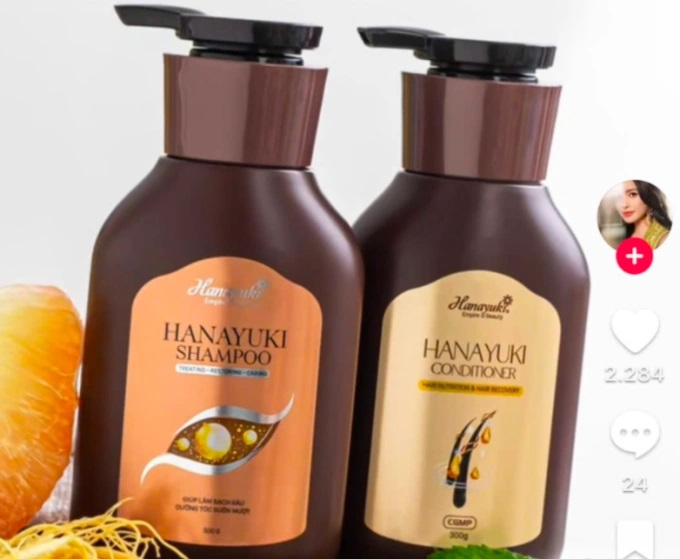 Cặp dầu gội, dầu xả Hanayuki được Đoàn Di Băng quảng cáo cũng bị thu hồi trước đó. Ảnh: VNExpress.