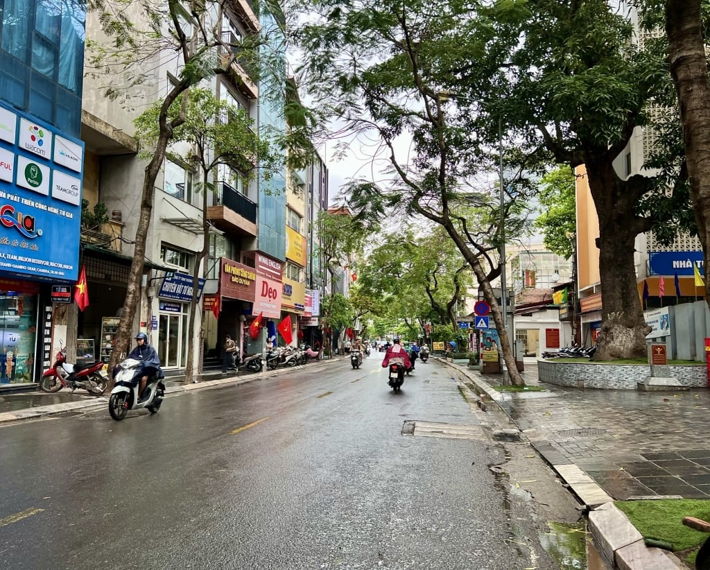 Dự báo thời tiết 3/6: Bắc Bộ có mây, mưa rào; Trung Bộ tiếp tục nắng nóng gay gắt. Ảnh: Vân Lê