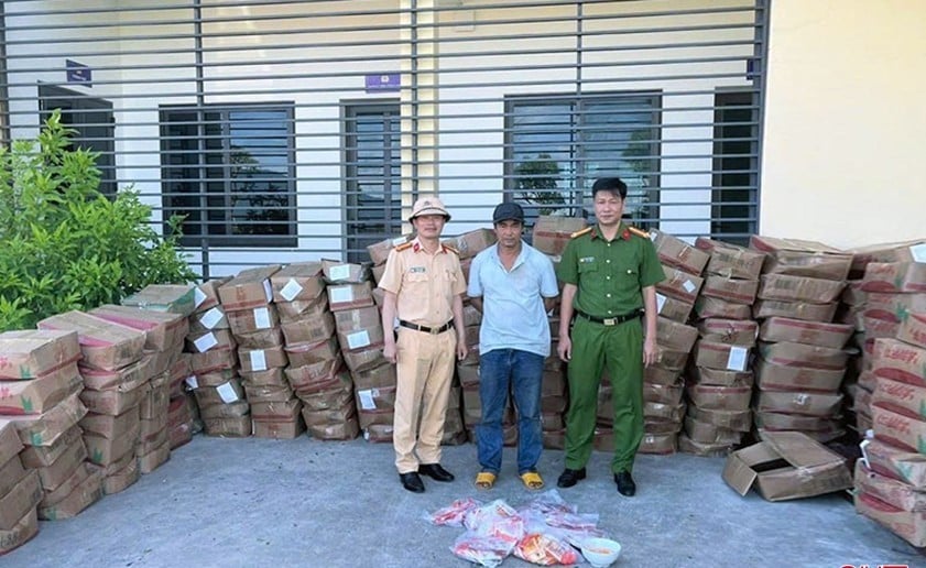 Tài xế Nguyễn Xuân Thanh cùng hàng