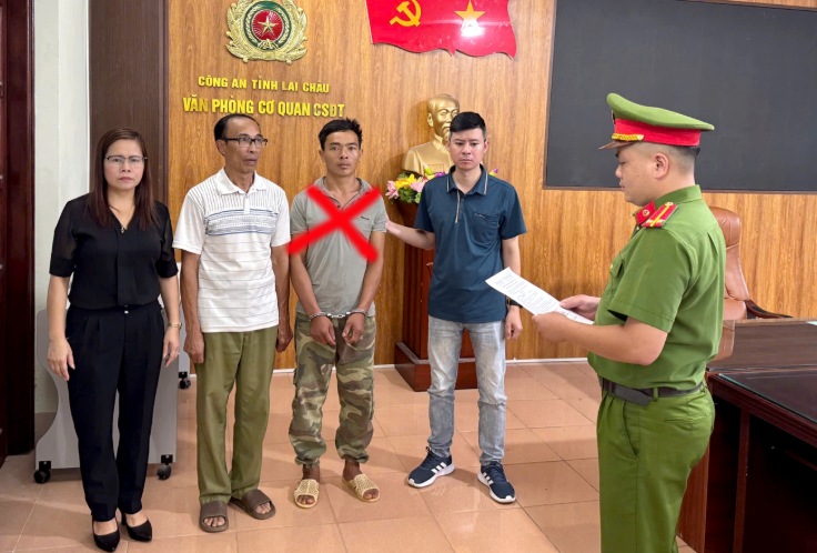 Cơ quan Cảnh sát điều tra Công an tỉnh Lai Châu ra quyết định bắt bị can để tạm giam đối với Vàng Hừ Lòng về hành vi giết người.