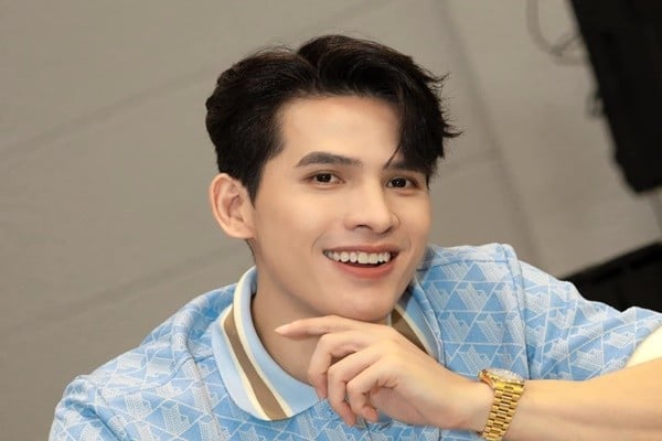 Ca sĩ Quốc Thiên. Ảnh: FB Quốc Thiên.