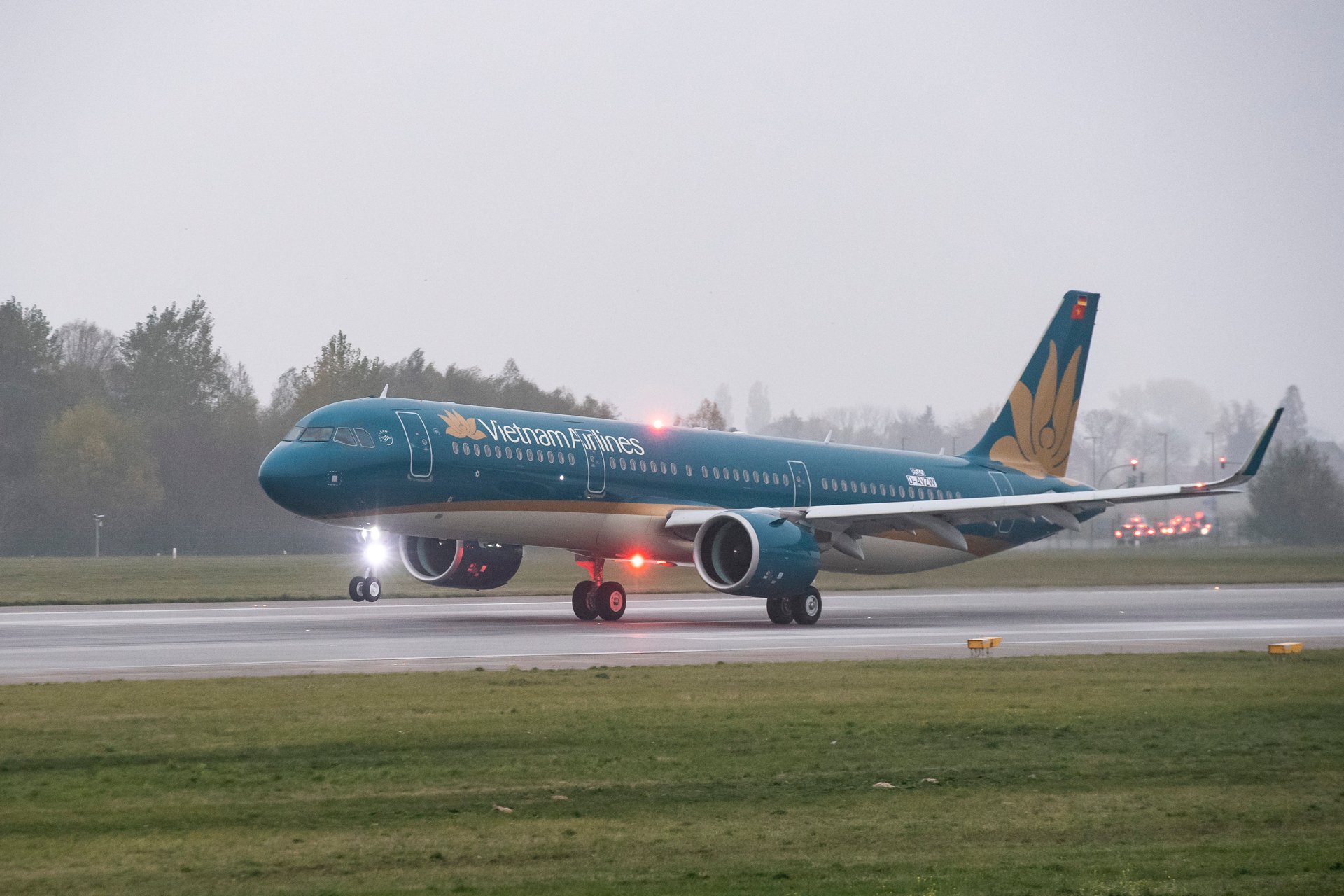 Vietnam Airlines điều chỉnh lịch bay trong hai ngày 11 và 12/6 do bão