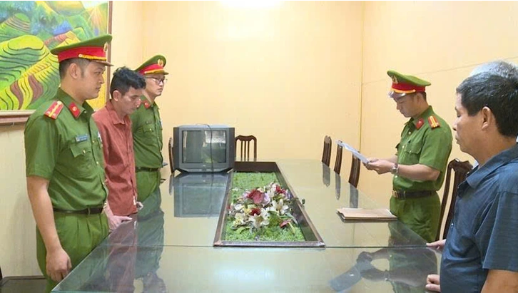 Đối tượng Đào Văn Thành tại Cơ quan Công an - Ảnh: Báo Tuổi Trẻ
