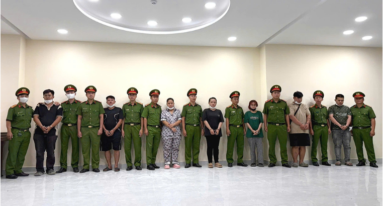 Các đối tượng bị bắt giữ - Ảnh: VietNamNet