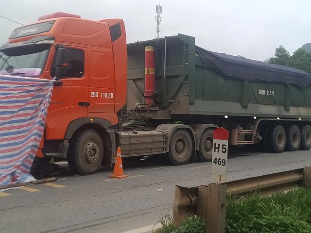 Hiện trường vụ tai nạn. Ảnh: Báo Lao Động.