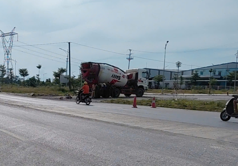  Hiện trường vụ tai nạn - Ảnh: Báo Xây Dựng