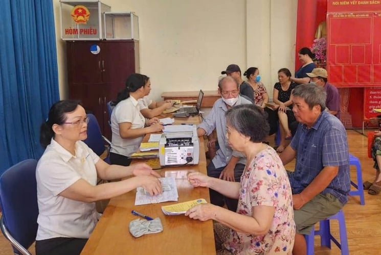Từ ngày 1/7/2025, người từ 75 tuổi trở lên được hưởng trợ cấp hưu trí xã hội nếu đủ điều kiện. Ảnh minh họa