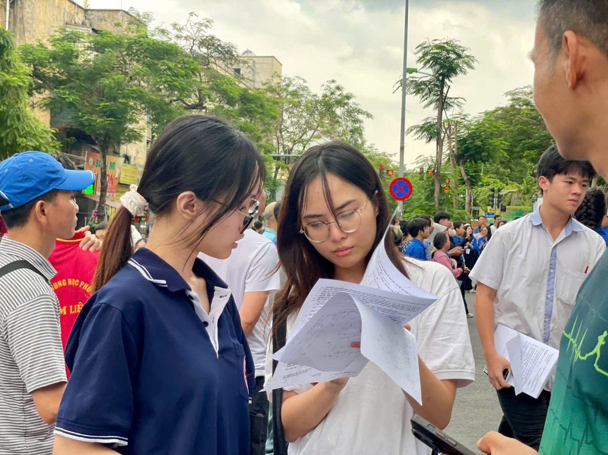 Thí sinh tham dự Kỳ thi tốt nghiệp THPT năm 2025,