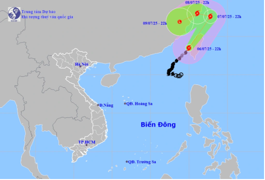 Bão số 2 đã đi ra khỏi Biển Đông - Ảnh: Báo Dân trí