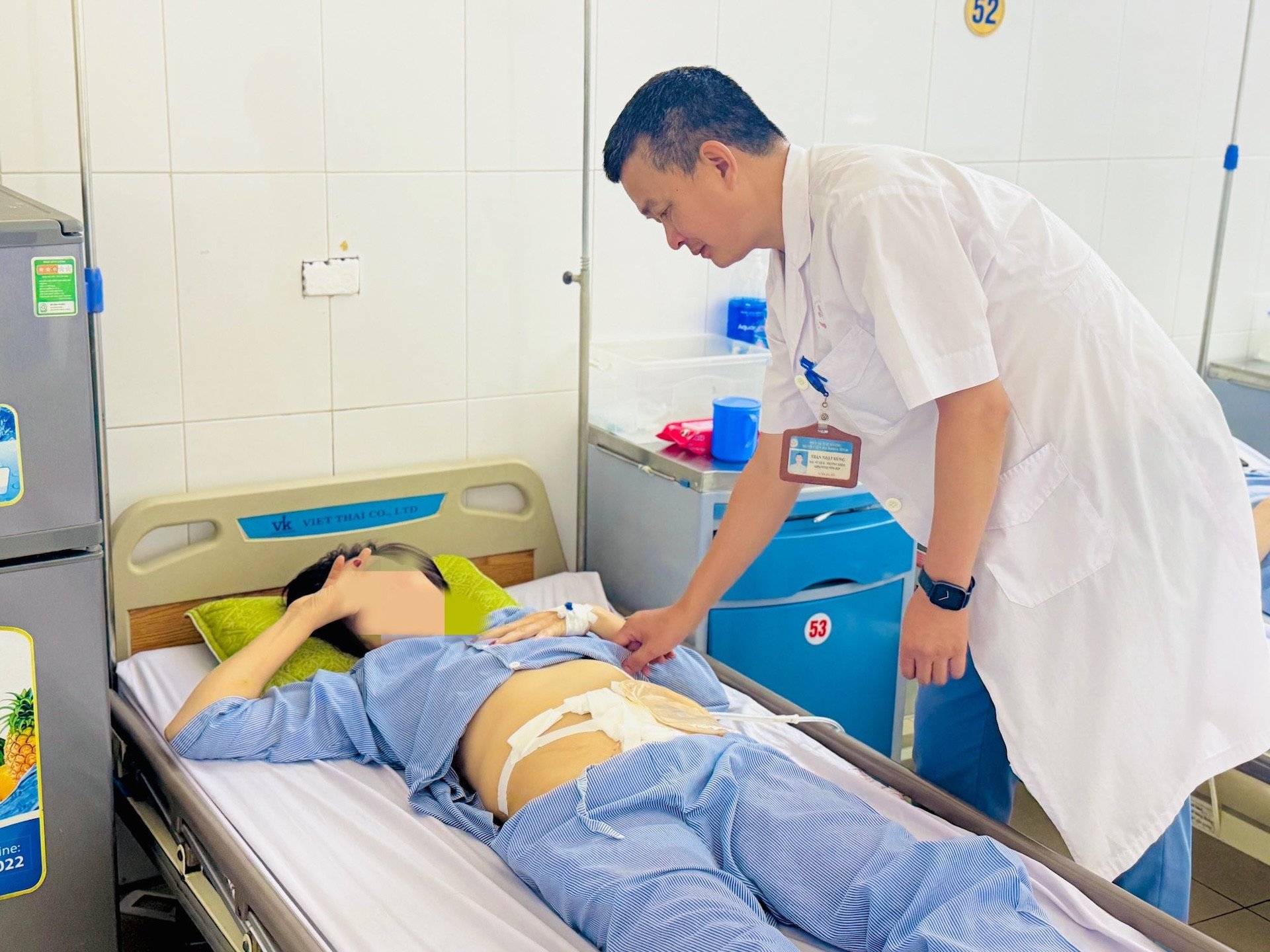  Người bệnh phải phẫu thuật cấp cứu để cắt bỏ đoạn đại tràng hoại tử - Ảnh: VietNamNet