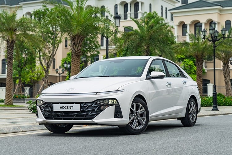  Hyundai Accent bản full còn 490 triệu, 