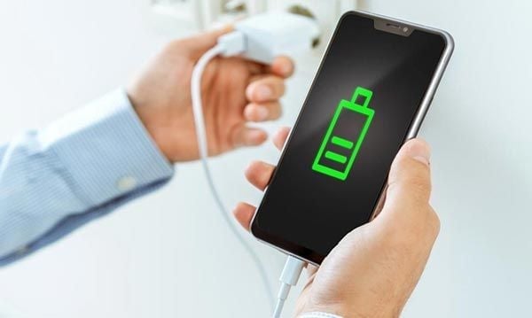 Chạy quá nhiều ứng dụng ngầm