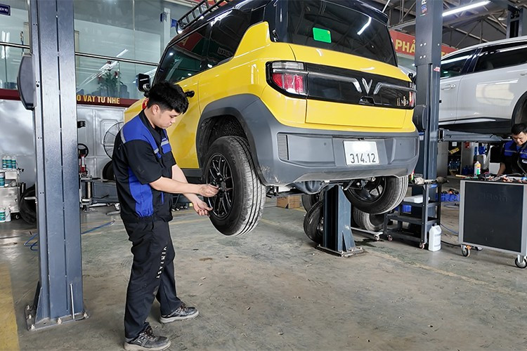  Theo khảo sát mới từ CDK Global cho thấy, phần lớn chủ xe điện nhận thấy chi phí vận hành thấp hơn so với ôtô sử dụng nhiên lêiuj hoá thạch.
