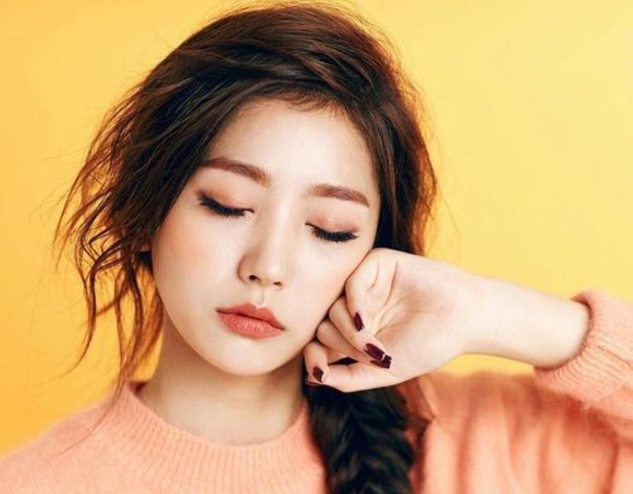  Nếu đang buồn thì nhất định không nên ở lì một chỗ mà phải thay đổi trạng thái bằng cách bước ra ngoài. (Ảnh minh họa)