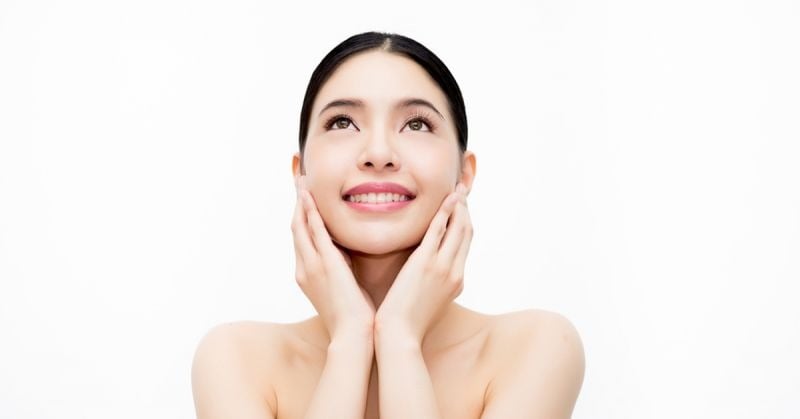  Một làn da đủ ẩm không chỉ khỏe mạnh mà còn giúp duy trì độ đàn hồi, giảm sự hình thành nếp nhăn.