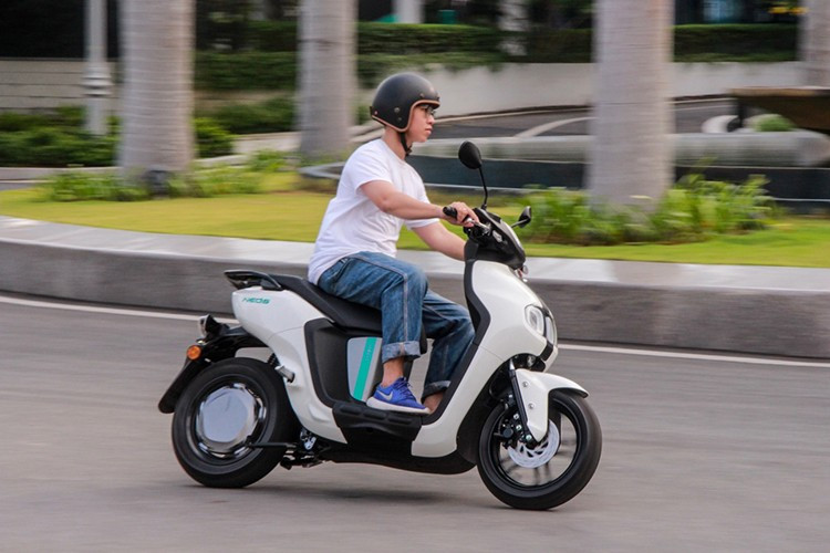  Hiệp hội các nhà sản xuất xe máy Việt Nam (VAMM) cho biết tổng doanh số 5 thành viên trong nửa đầu năm đạt 1,284 triệu chiếc xe máy điện.