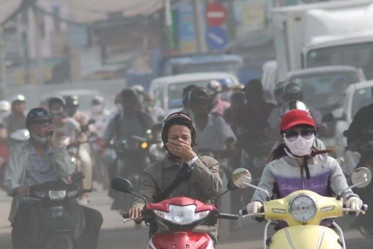  Nhiều nghiên cứu đã chỉ ra rằng, xe máy không phải là tác nhân chính tạo ra bụi mịn PM2.5, loại bụi nguy hiểm nhất với sức khỏe con người.