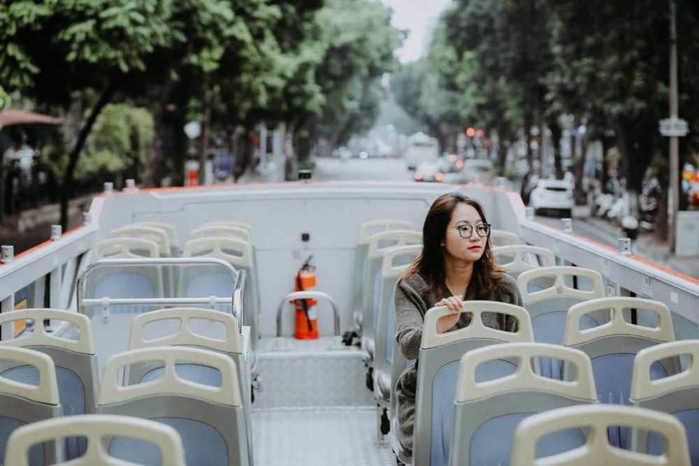  Trải nghiệm ngắm Hà Nội bằng xe buýt 2 tầng. Ảnh MIA