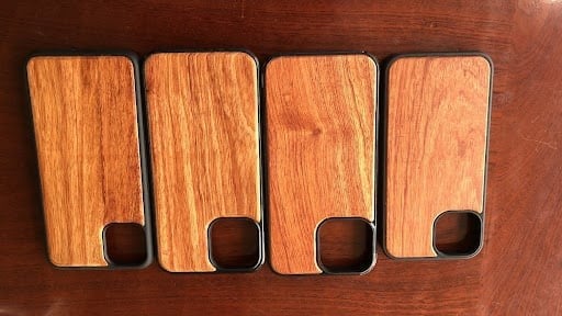 Ốp lưng điện thoại bằng gỗ cứng