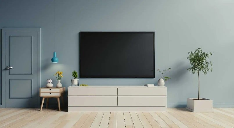 Ti vi ở chế độ chờ tiêu thụ điện liên tục 24/24. Ảnh minh họa