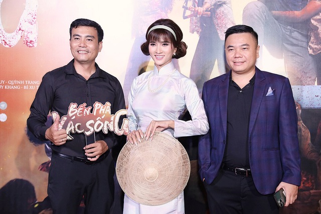  Đạo diễn Nguyễn Thành Nam, Kim Tuyến và NSX Nhất Trung