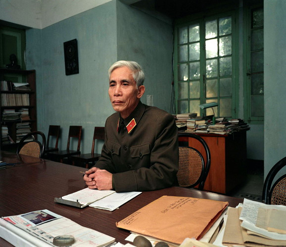 Chân dung Thiếu tướng Trần Công Mân, Tổng Biên tập Báo Quân đội Nhân dân, 1988.