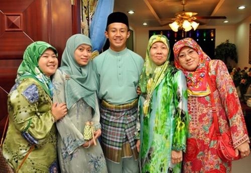 Baju Kurung - Brunei 