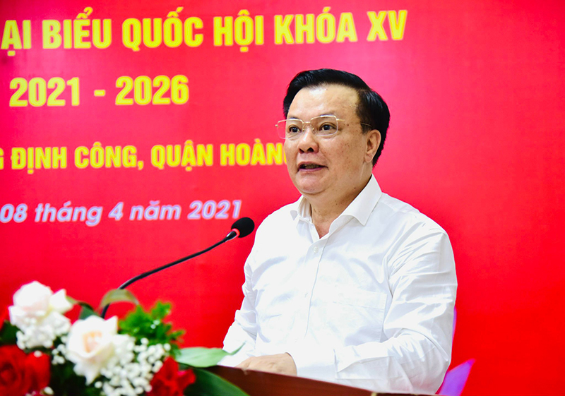 Bí thư Thành ủy Hà Nội Đinh Tiến Dũng.