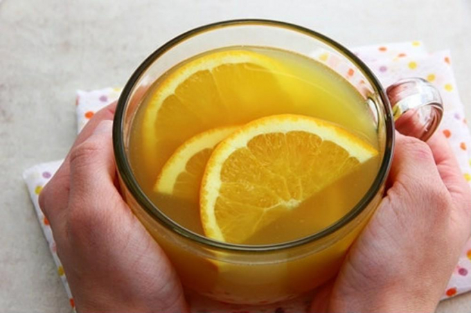 Thức uống từ trà xanh, vỏ cam, quế và thì là ngoài chất chống oxy hóa còn cung cấp lượng lớn vitamin C giúp cải thiện sức đề kháng trong quá trình giảm cân - Ảnh: Internet