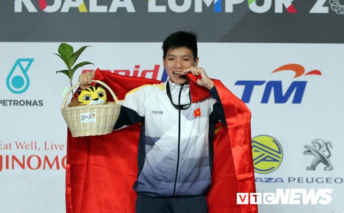   Nguyễn Hữu Kim Sơn vô địch nội dung 400m hỗn hợp tại SEA Games 29.