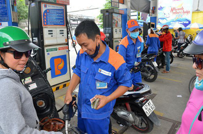  Xăng, dầu tiếp tục giảm giá mạnh
